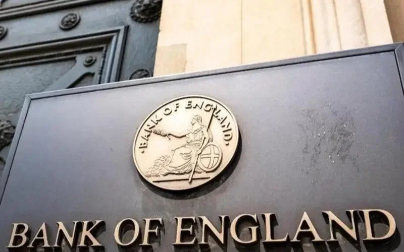 Bank of England cuts interest rate to 4 pct, lowest in over 2 years