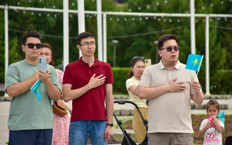  Қозоғистонда Абай исмли нечта одам бор