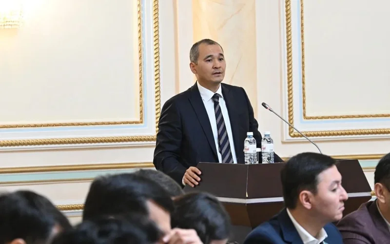 Almaty qalasy boıynsha Tekserý komıssııasynyń tóraǵasy qyzmetinen ketti