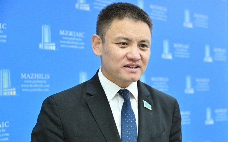 Айтуар Кошмамбетов а