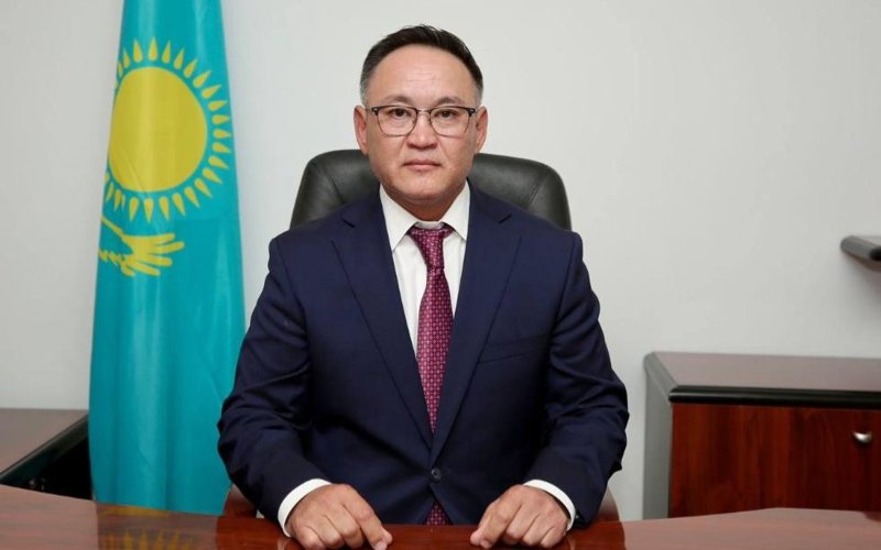 Ербол Күрентайұлы ІЗБЕРГЕНОВ Ербол Күрентайұлы ІЗБЕРГЕНОВ