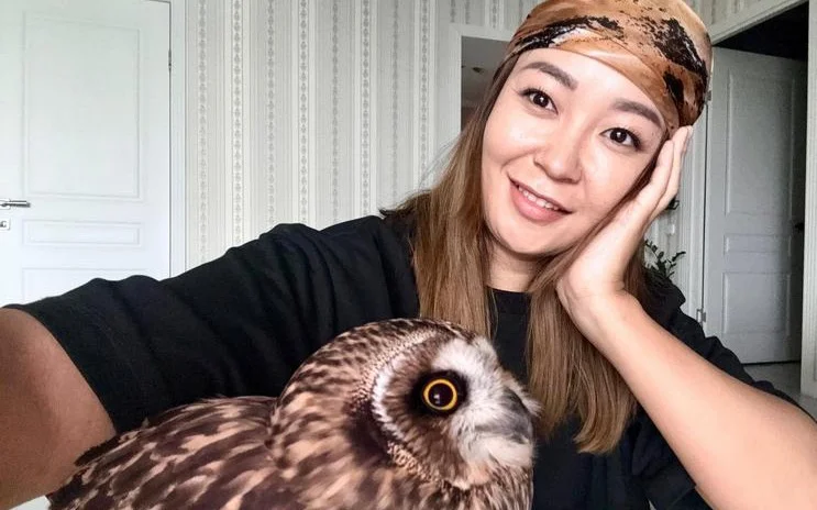Карагандинка приютила раненую сову и подарила ей шанс на новую жизнь