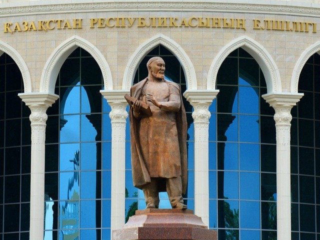 Абай, известный всему миру: в каких странах есть памятники великому мыслителю 