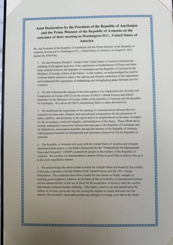Armenia, Azerbaijan sign historic peace deal at White House Armenia, Azerbaijan sign historic peace deal at White House