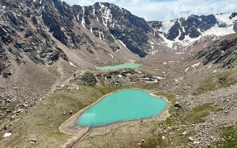 МЧС сбрасывает воду из 15 наиболее опасных моренных озер Казахстана