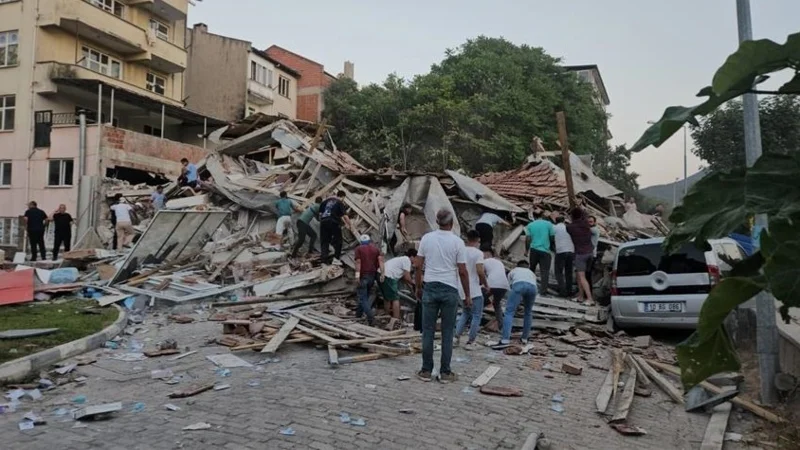 6.1 magnitude earthquake hits western Türkiye