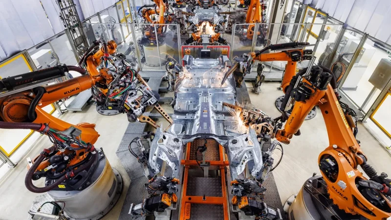 Европа отвечает США и Китаю: ИИ выходит на заводы Audi, Siemens и Bosch