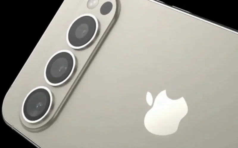 iPhone 17 OpenAI-dyń «mıymen» shyǵýy múmkin: Apple GPT-5 arqyly tehnologııalyq serpilis jasamaq