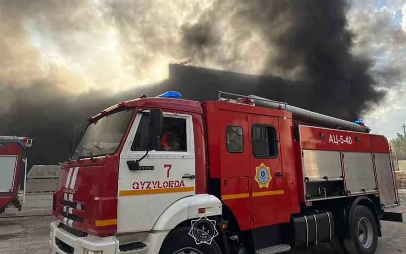 Крупный пожар ликвидировали в Кызылорде