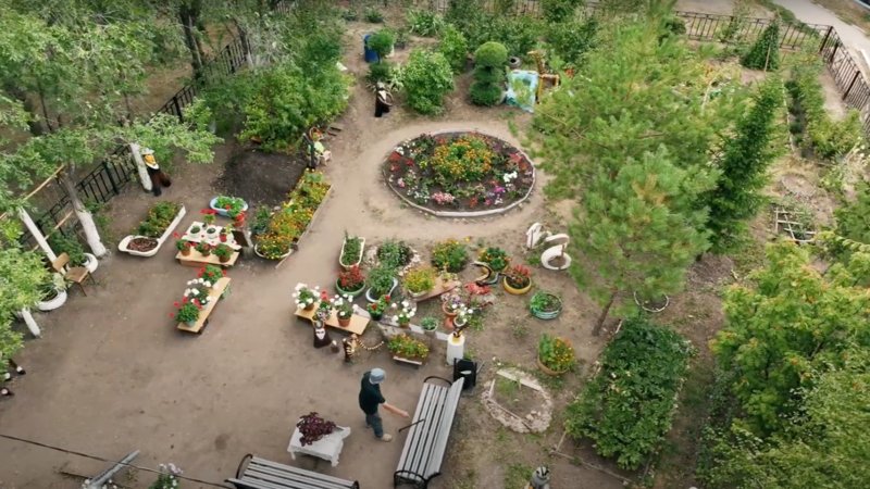 «Таза қала» Шахтинскте: Жалғыз саябақ, ескірген үйлер мен ойын алаңдары «Таза қала» Шахтинскте: Жалғыз саябақ, ескірген үйлер мен ойын алаңдары