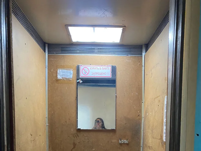 старый лифт