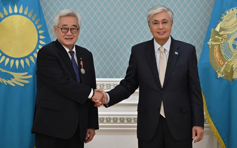 Kassym-Jomart Tokayev awards World Taekwondo President Dostyq Order