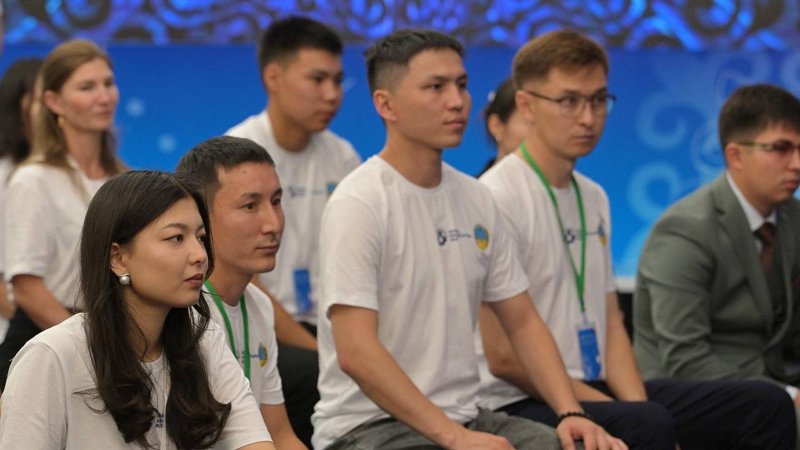 Қоғамның жұмысшы мамандықтарға деген көзқарасын өзгертуіміз керек — Ермек Көшербаев