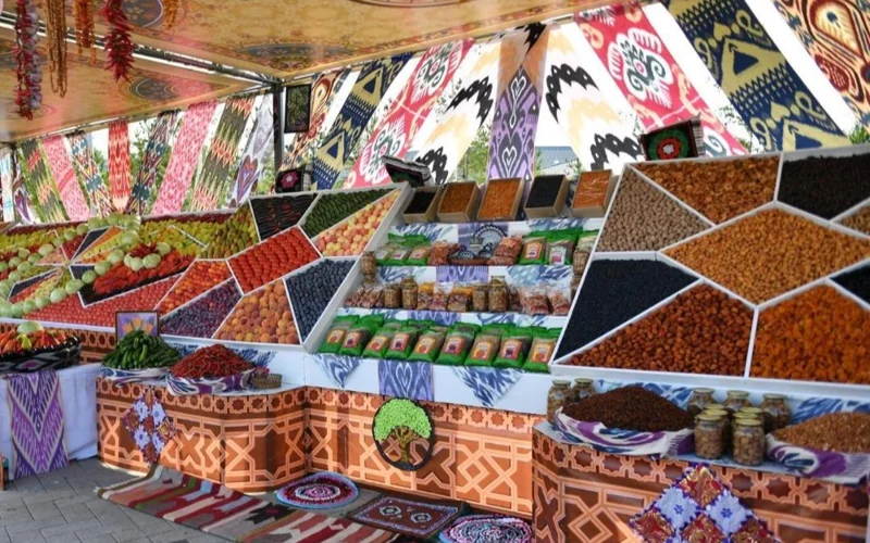 Күніне бір тонна палау сатылады: Астанада Тәжікстан өнімдерінің жәрмеңкесі өтеді