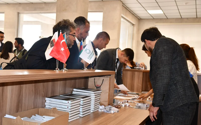 Qarabaq ýnıversıtetinde VII jazǵy túrkologııa mektebi bastaldy