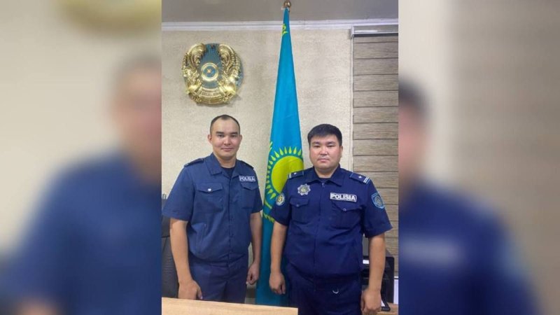 В Алматинской области полицейские спасли семью из горящего дома