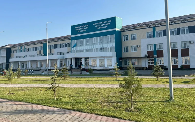 Более 350 человек находятся в очереди на реабилитацию в Таразе