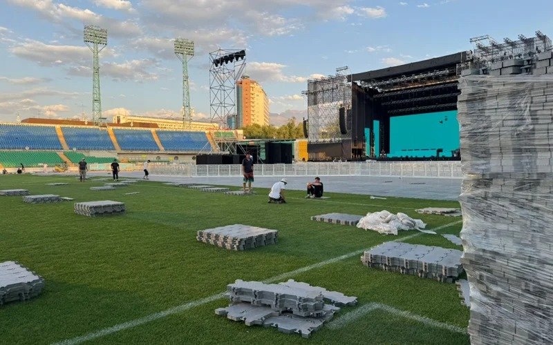 Центральный стадион Алматы  