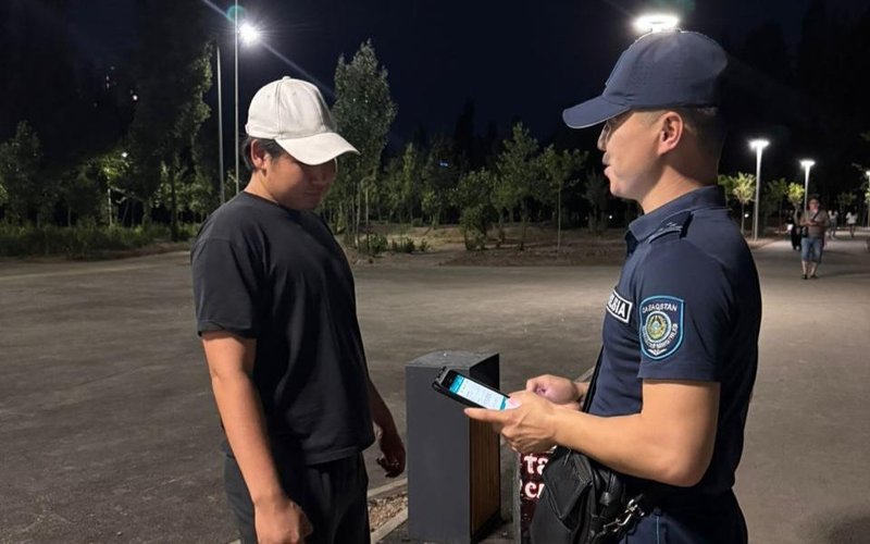 Полиция усилила контроль на пляже Сайран р