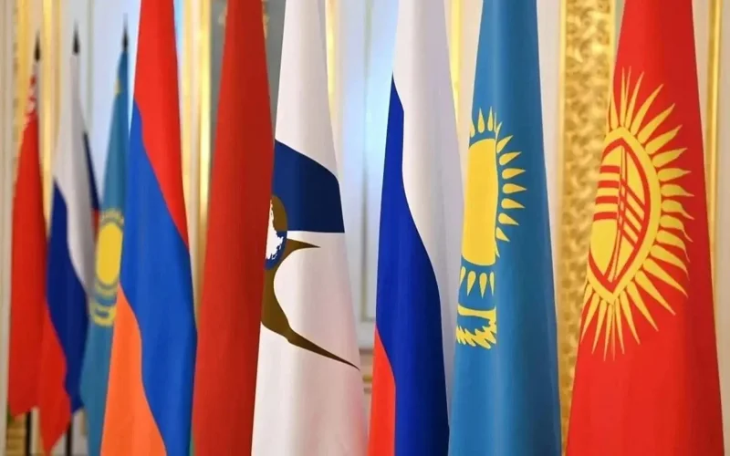 EAEO jalpy ishki ónimi 10 jylda 2,5 trıllıon dollardan asty