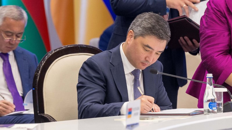 Бектенов Еуразиялық үкіметаралық кеңестің кеңейтілген құрамдағы отырысына қатысты