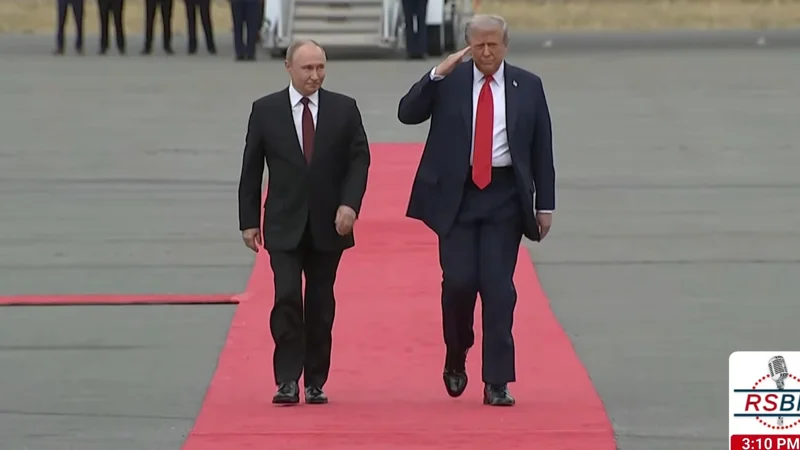 Трамп встретил Путина у самолета в Анкоридже