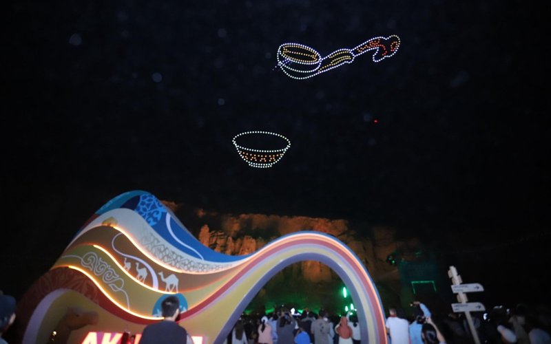 dron shoý Mańǵystaýda alǵash ret «Aq Maıa Fest» shubat festıvali ótti
