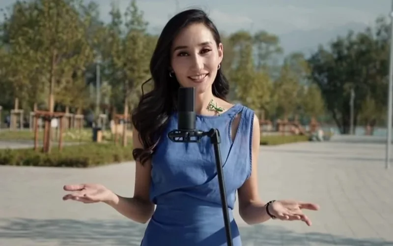 Jeniffer Lopez shares Kazakh language cover on social media