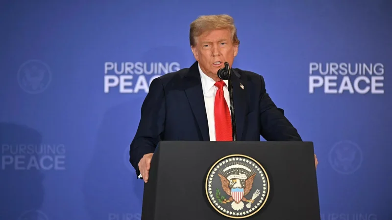 Рейтинг одобрения Трампа вырос после саммита на Аляске