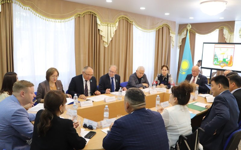 Жемқорлардан тәркіленген қаражат ауылдарды ауыз сумен қамтуға бағытталады – Альберт Рау