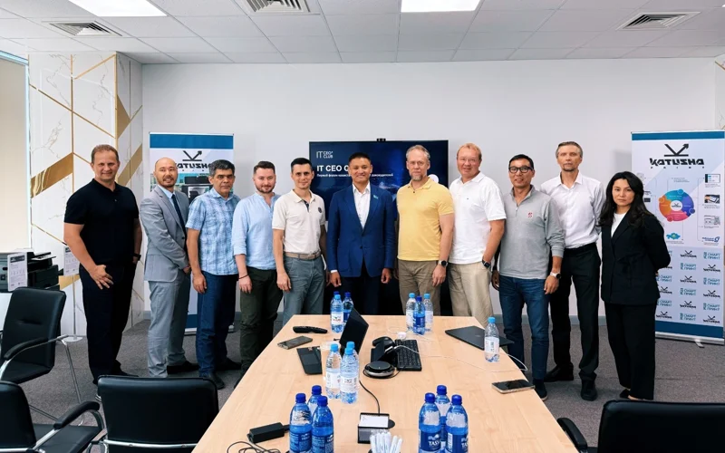  депутат Мажилиса Айтуар Кошмамбетов встретился с владельцами магазинов 