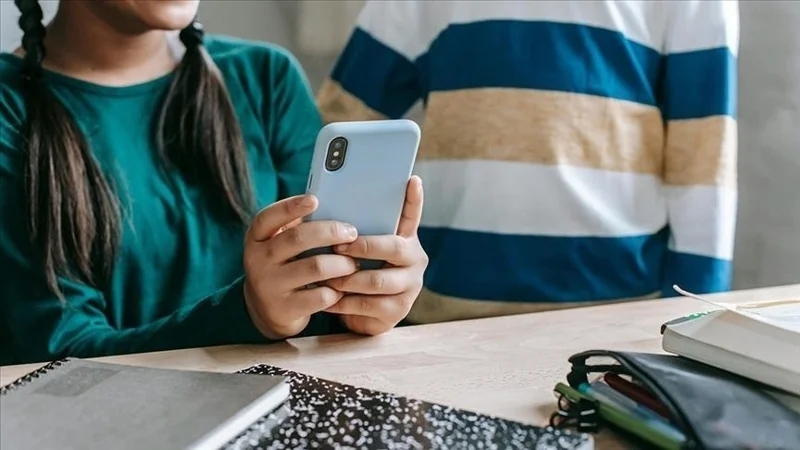 smartfon, telefon