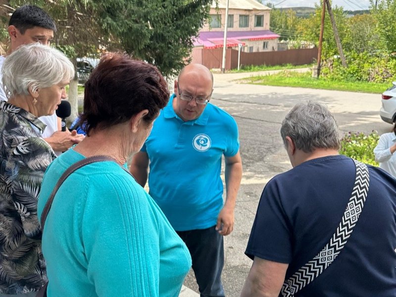Депутаты в регионах: на что жалуются жители села Белоусовка в ВКО