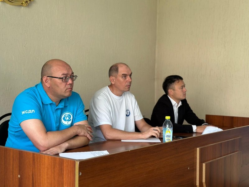 Депутаты в регионах: на что жалуются жители села Белоусовка в ВКО