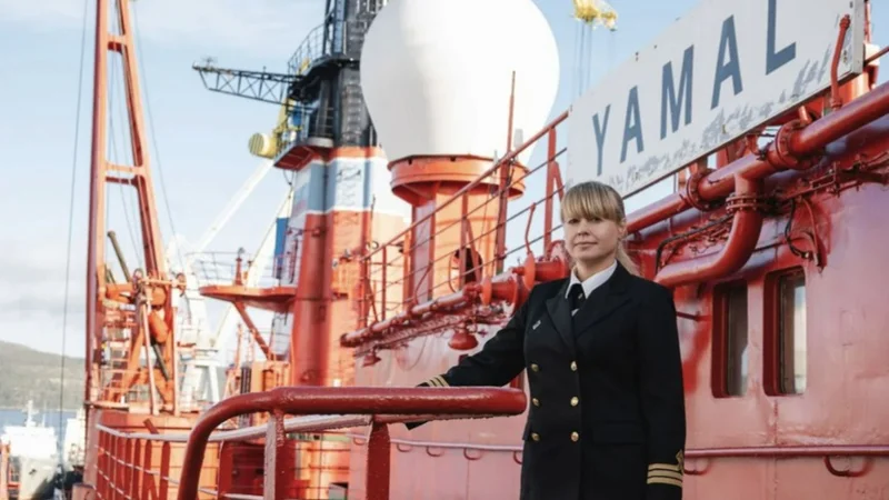 Россиянка стала первой в мире женщиной-капитаном атомного ледокола