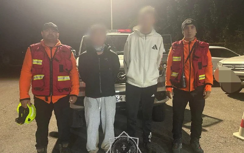 Спасатели нашли двух подростков, потерявшихся в горах Алматы