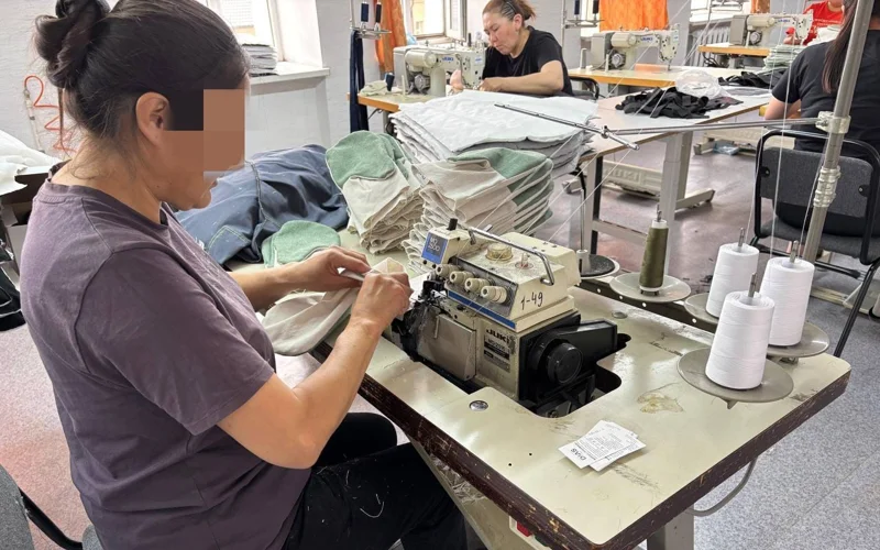 Шанс на новую жизнь: швейные курсы открыли для акмолинских осужденных женщин