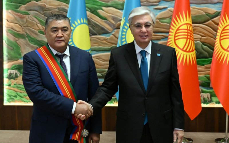 Qyrǵyzstannyń birqatar memleket jáne qoǵam qaıratkerin marapattaldy