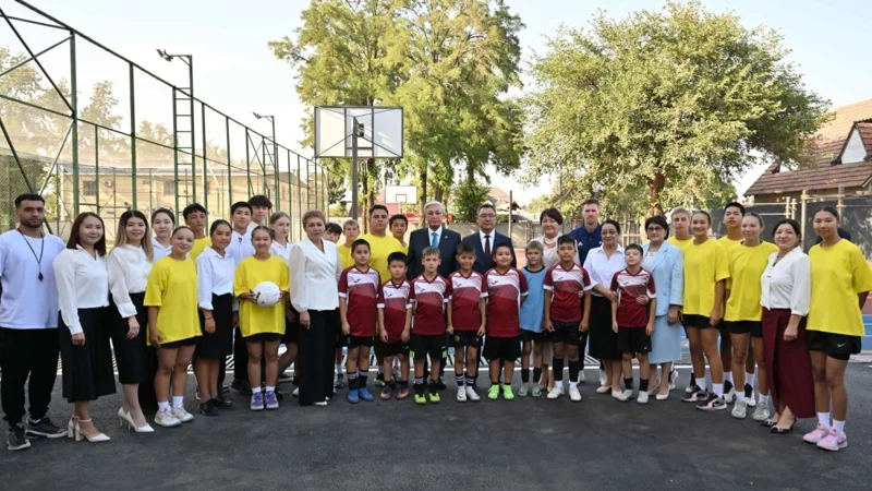 Мемлекет басшысы Кемел Тоқаев атындағы №33 мектеп-гимназияға барды