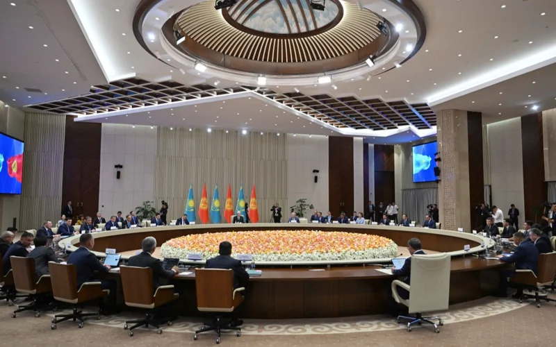 Объем двусторонней торговли между Казахстаном и Кыргызстаном достиг $ двух млрд 