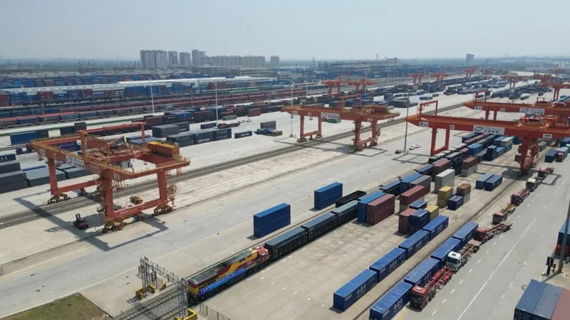Kazakhstan-China freight traffic rises to 18.7mln tons in first half of 2026