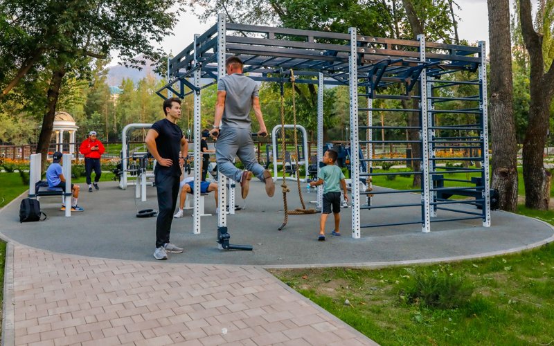 Вечерняя прогулка по обновленному Терренкуру – фоторепортаж Вечерняя прогулка по обновленному Терренкуру – фоторепортаж
