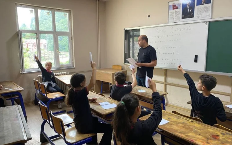 Школа без звонка: как Турция меняет школьную систему