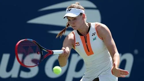 Rybakina beats world’s top junior at U.S. Open 2025