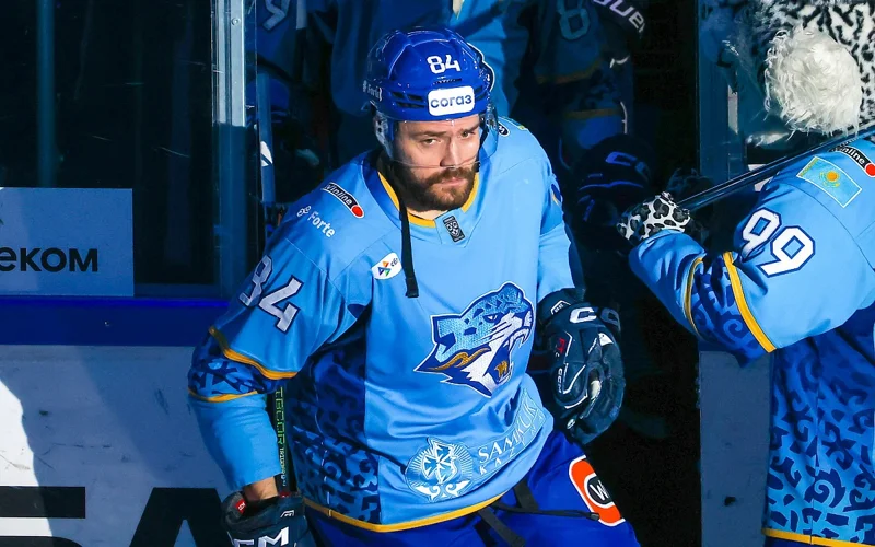 «Barys» komandasy Ivan Romazan memorıalyna attandy