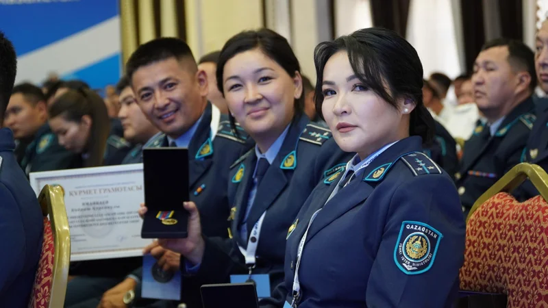 Определены лучший участковый и инспектор по делам несовершеннолетних Казахстана