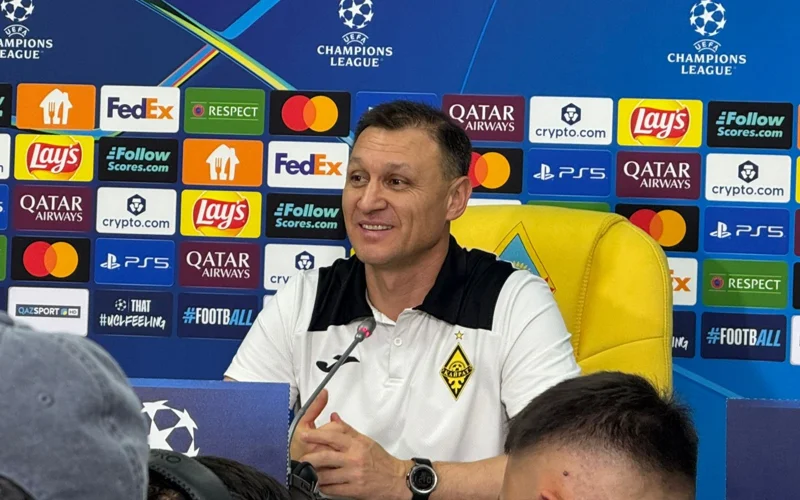 Главный тренер ФК «Кайрат» Рафаэль Уразбахтин