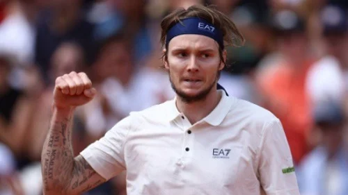 Alexander Bublik crushes U.S. Open champion
