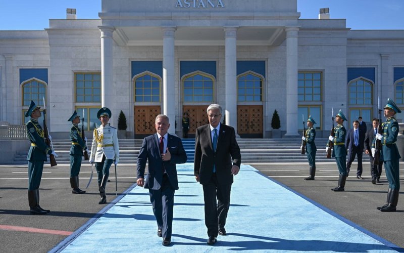 Касым-Жомарт Токаев проводил Короля Иордании Абдаллу ІІ в аэропорту Астаны р