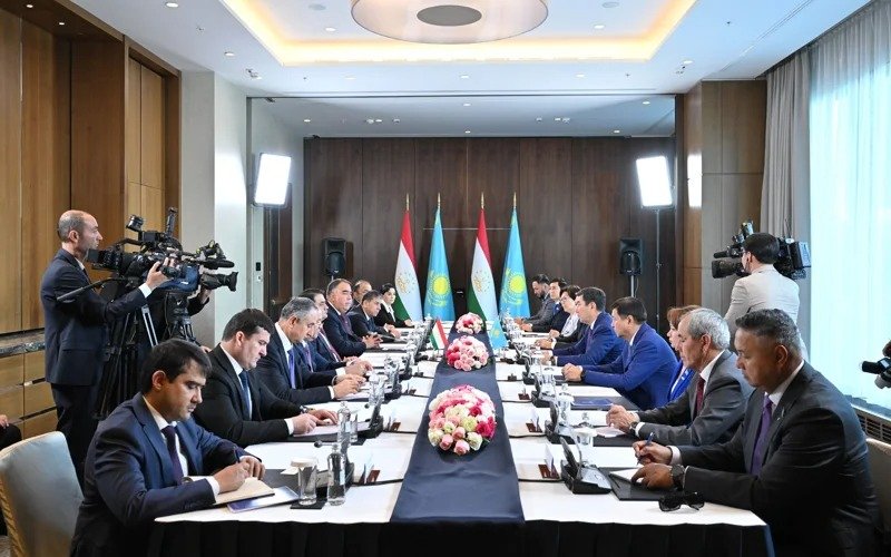 parliament Kazakh Majilis Speaker, Tajik Majlisi Milli Chair meet in Astana